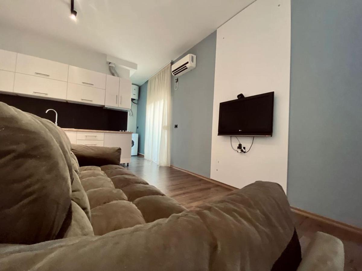 Wild Villa Apartments Саранда Екстер'єр фото